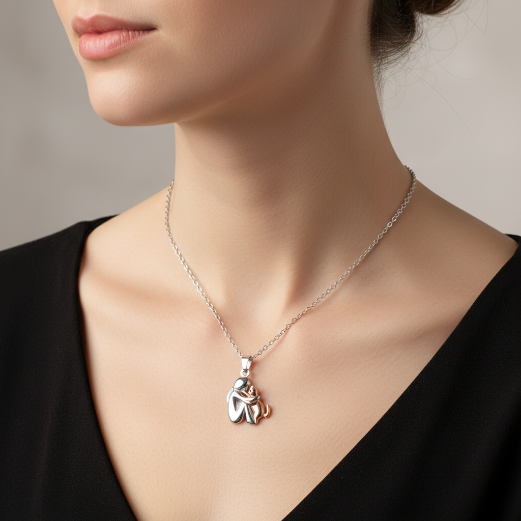 Mignon – Collar con colgante de gato entrelazado