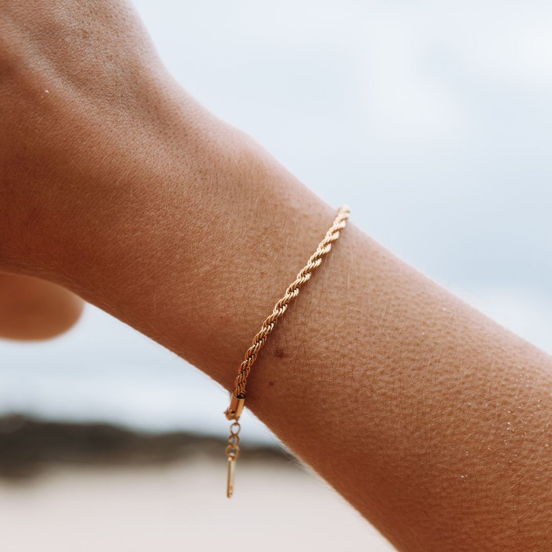 Calvi – Pulsera con cadena de oro trenzada