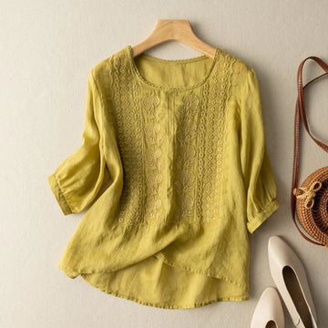 Sonia – Elegante blusa de encaje para dama