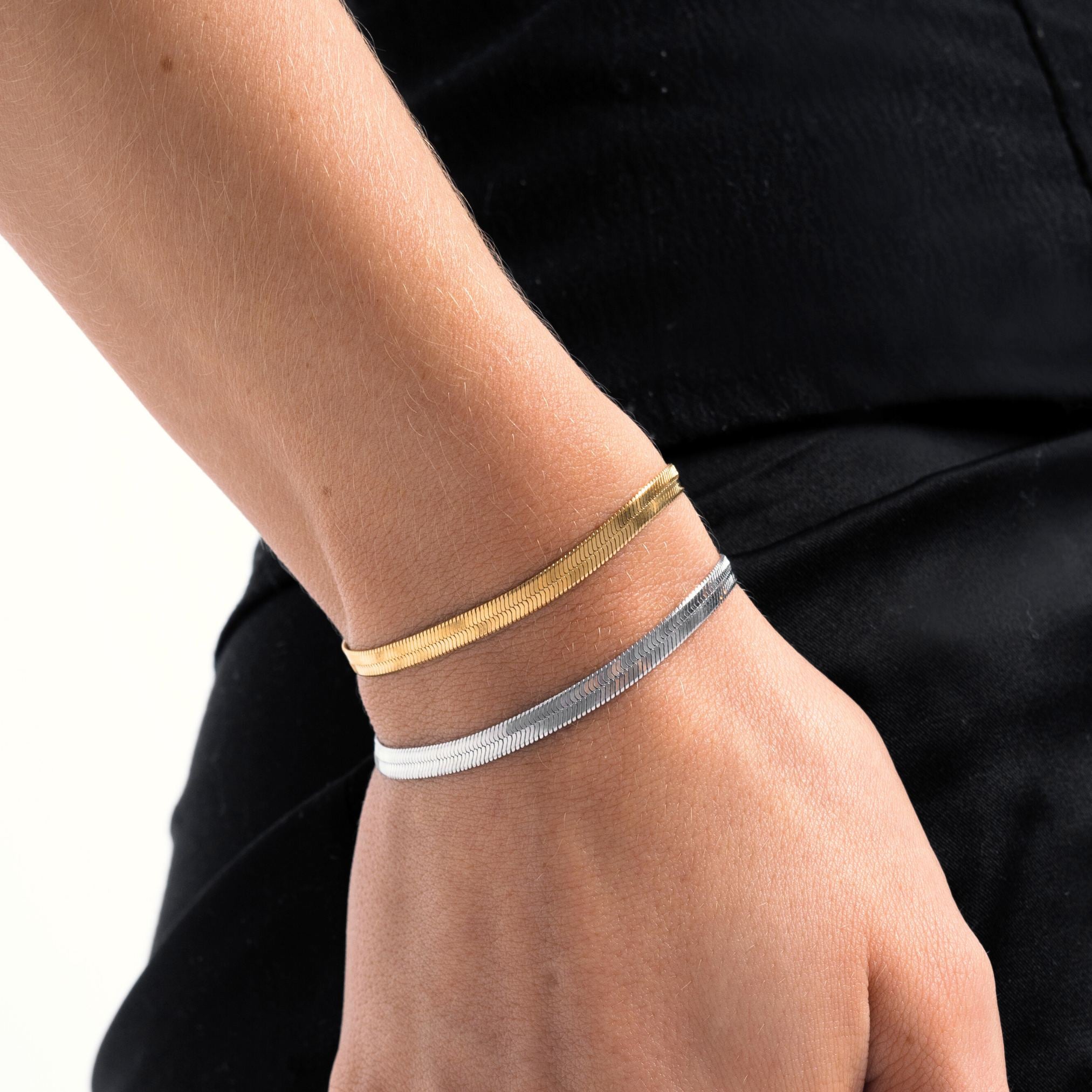 Kauai – Pulsera dorada impermeable de espiga
