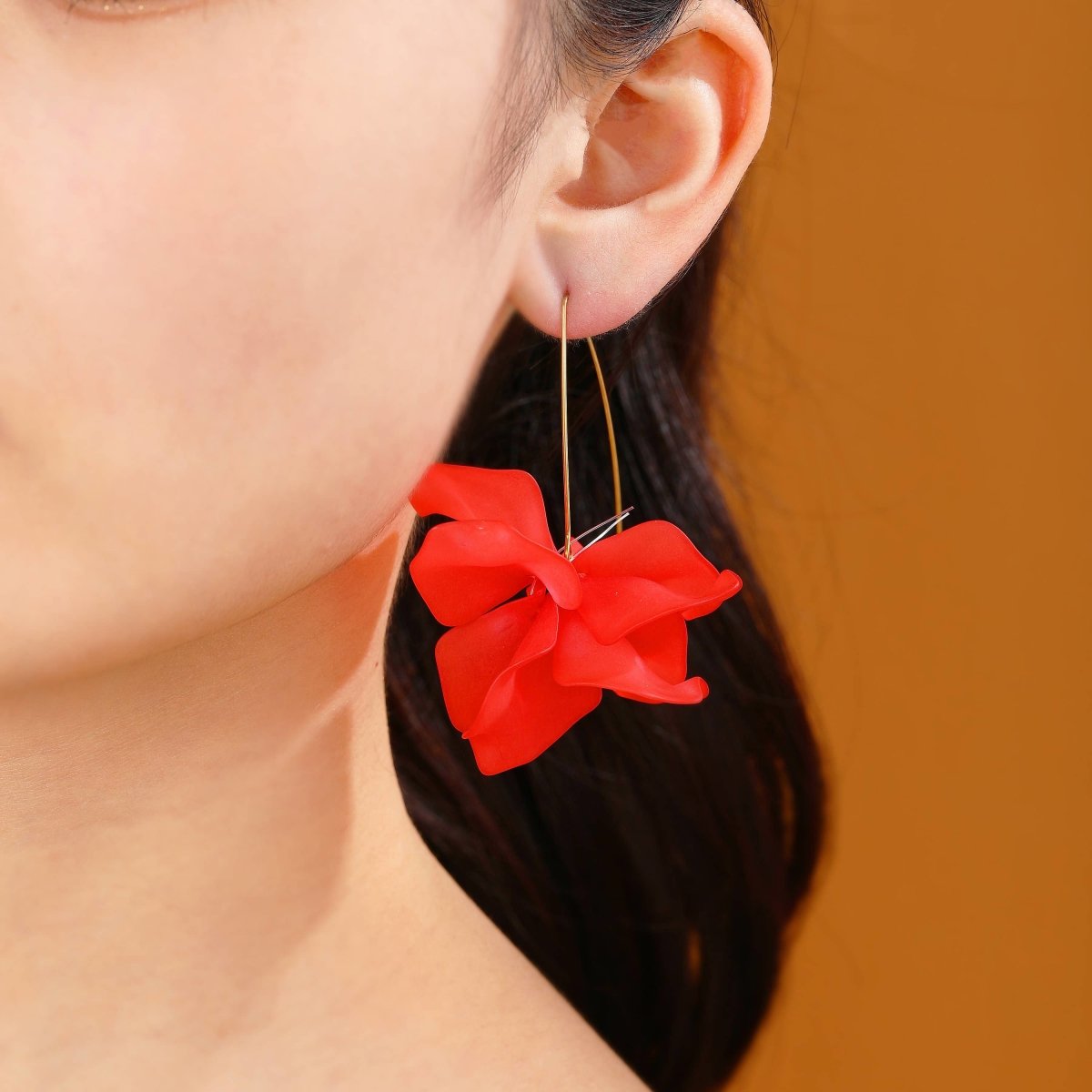 Fariba - Pendientes de aro con flores primaverales