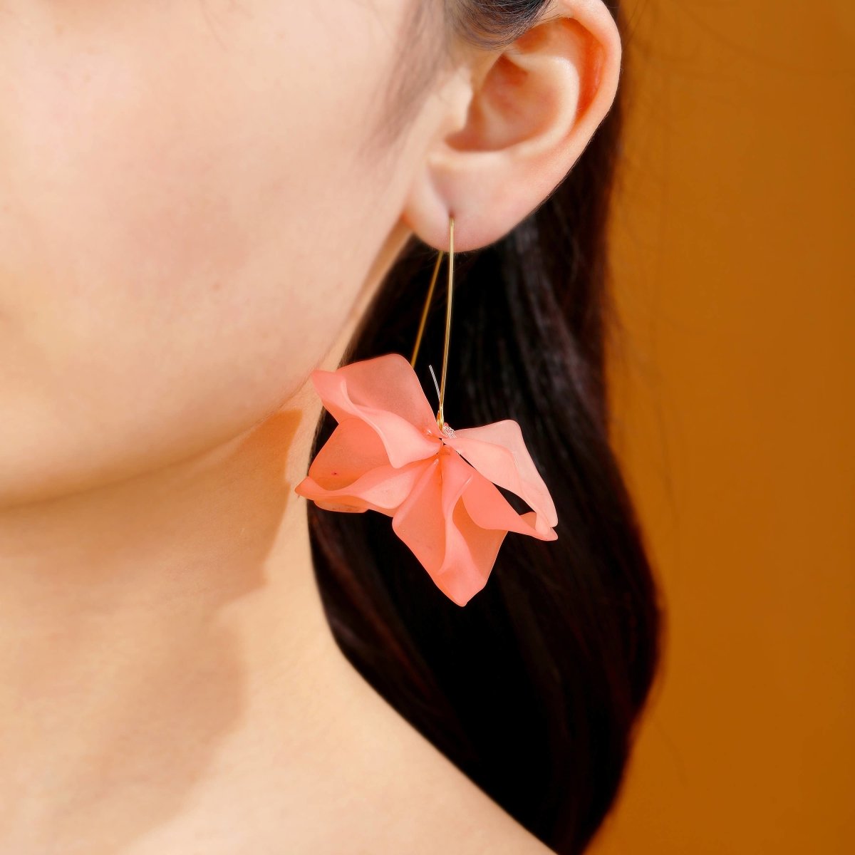 Fariba - Pendientes de aro con flores primaverales