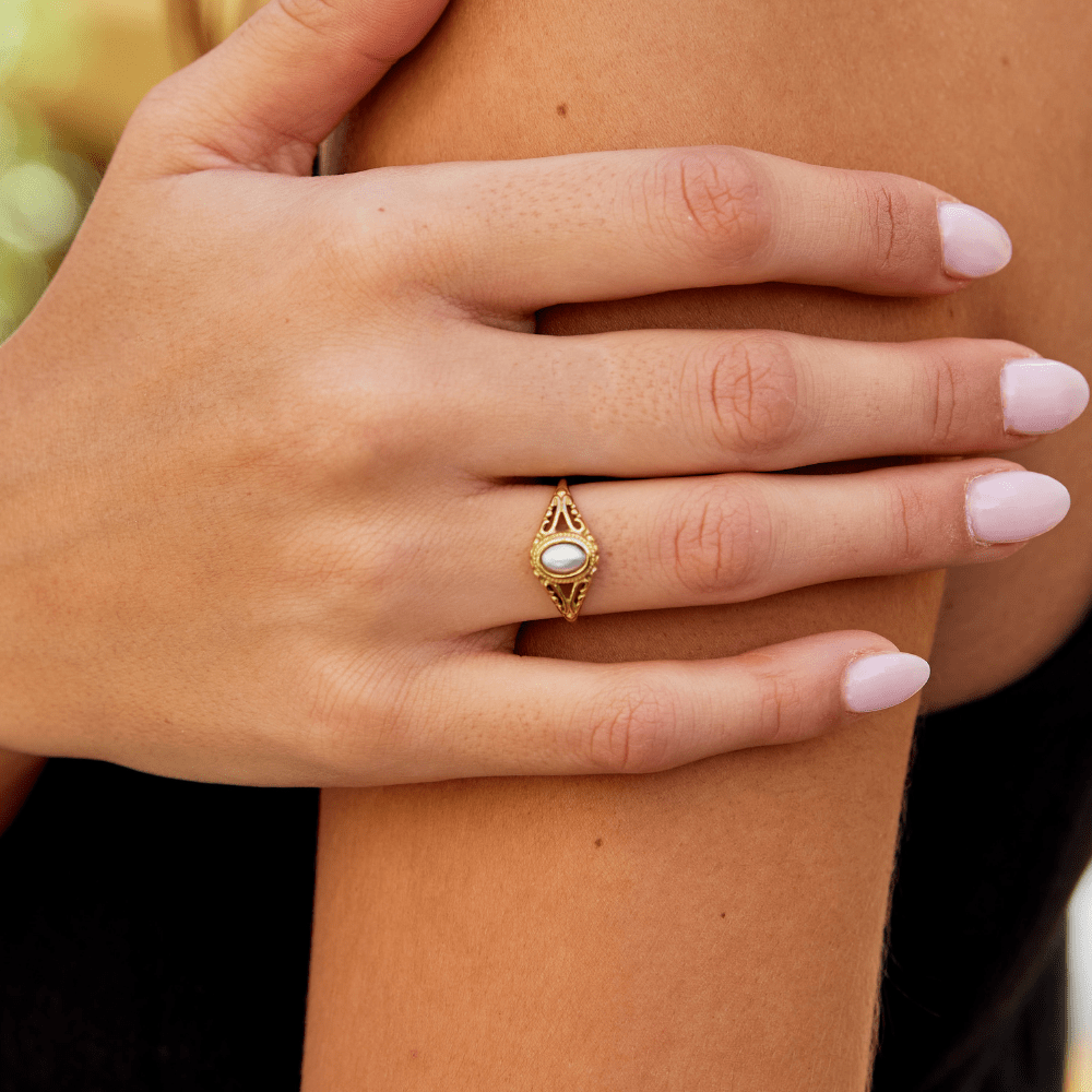Ophelia – Anillo de Perlas Vintage Royal