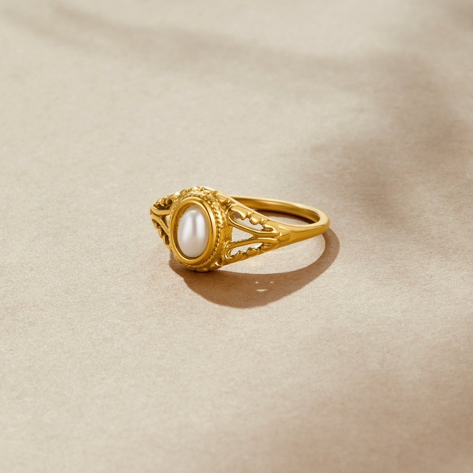 Ophelia – Anillo de Perlas Vintage Royal