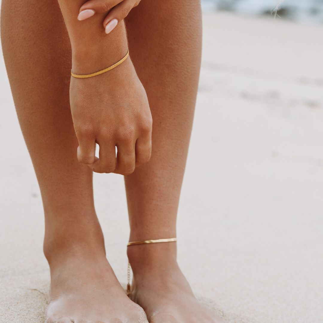 Kauai – Pulsera dorada impermeable de espiga